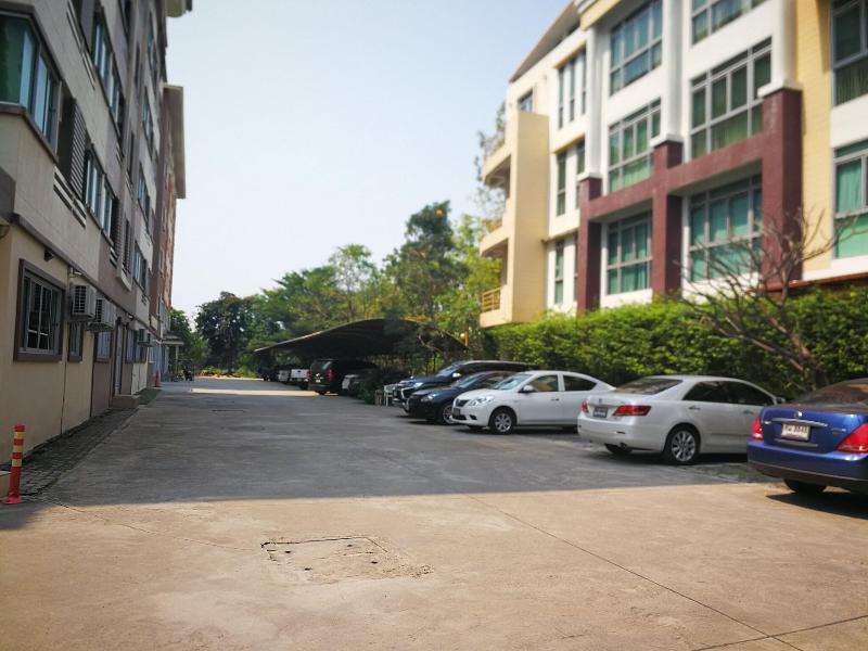 The Park Bangyai Apartment image
