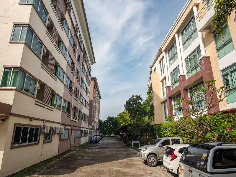 The Park Bangyai Apartment image