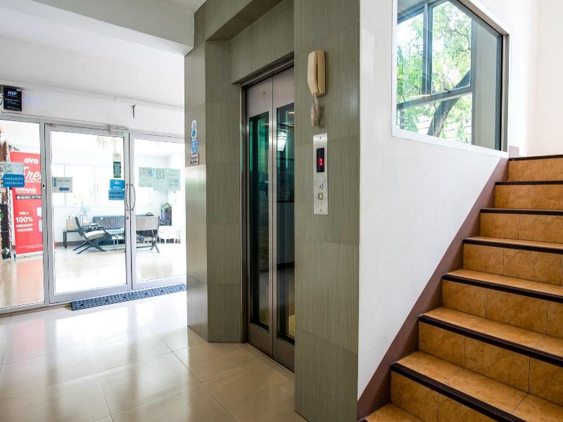 The Park Bangyai Apartment image