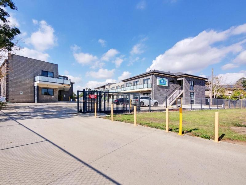 Valuesuites Penrith image