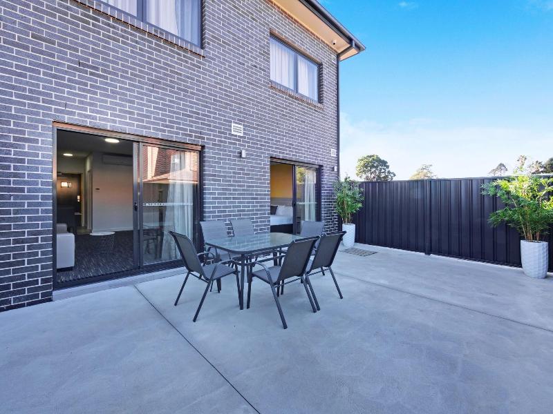Valuesuites Penrith image