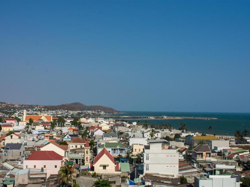 Moon Hotel image