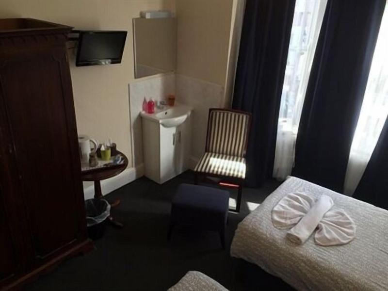 Charlotte Guest House image