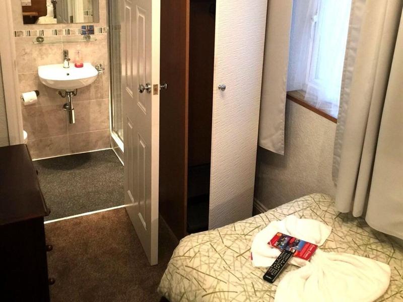 Charlotte Guest House image