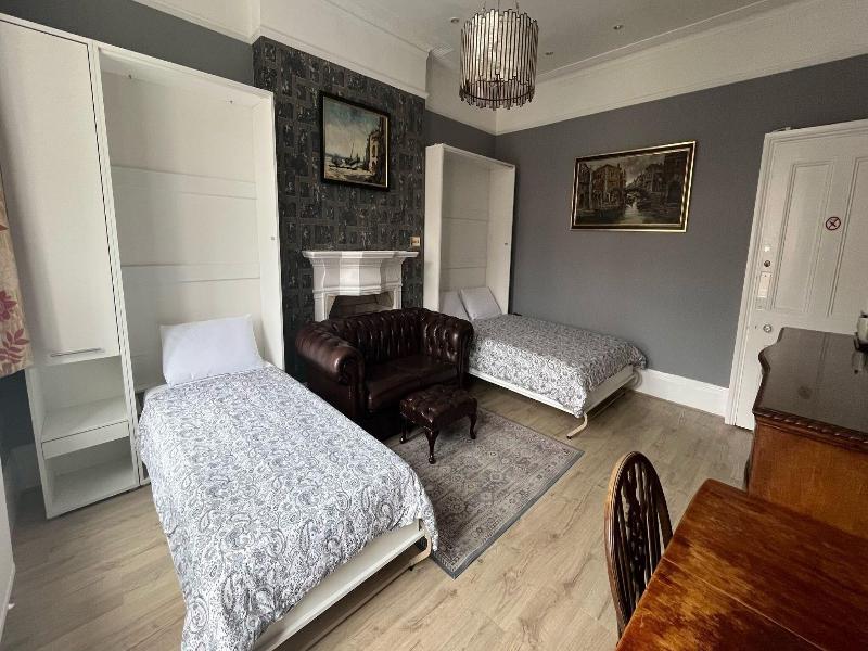 Charlotte Guest House image
