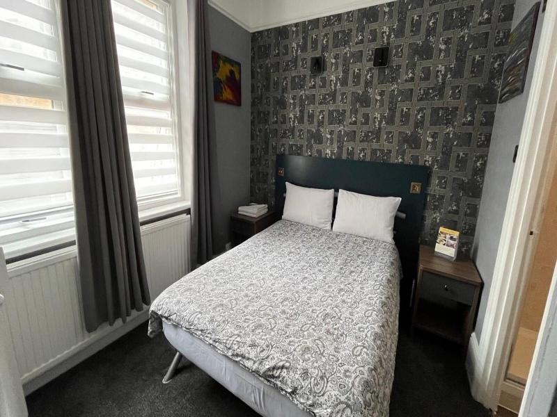 Charlotte Guest House image