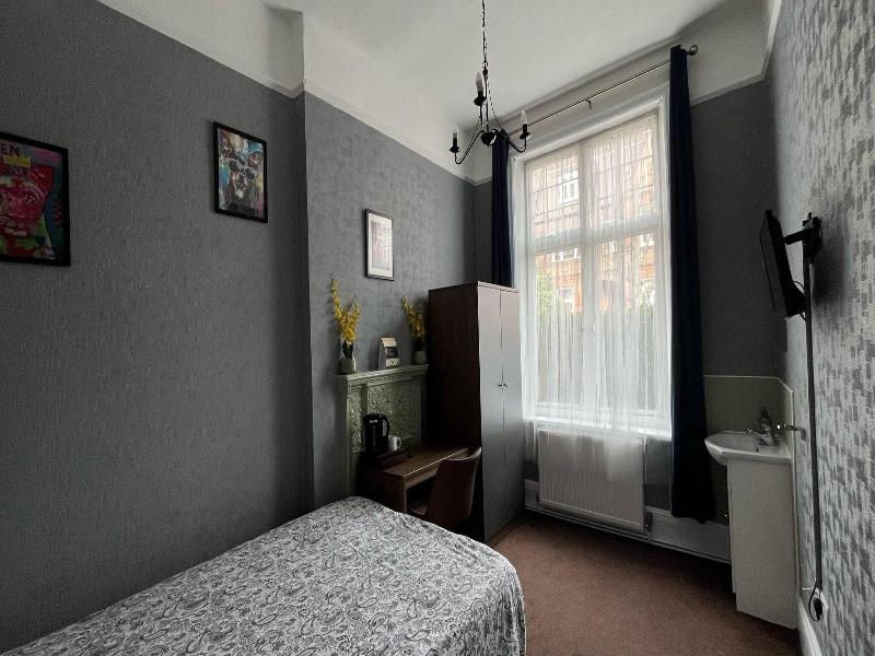 Charlotte Guest House image