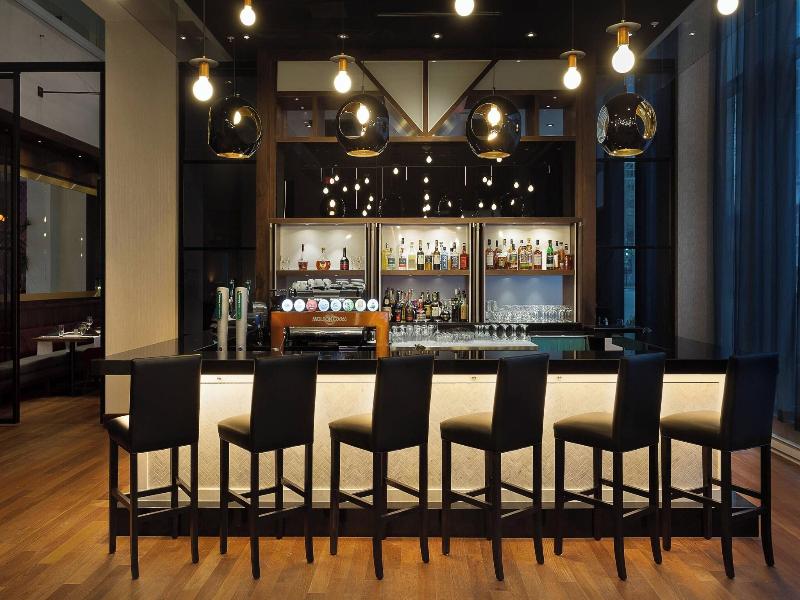 Ac Hotels By Marriott Montreal Downtown image