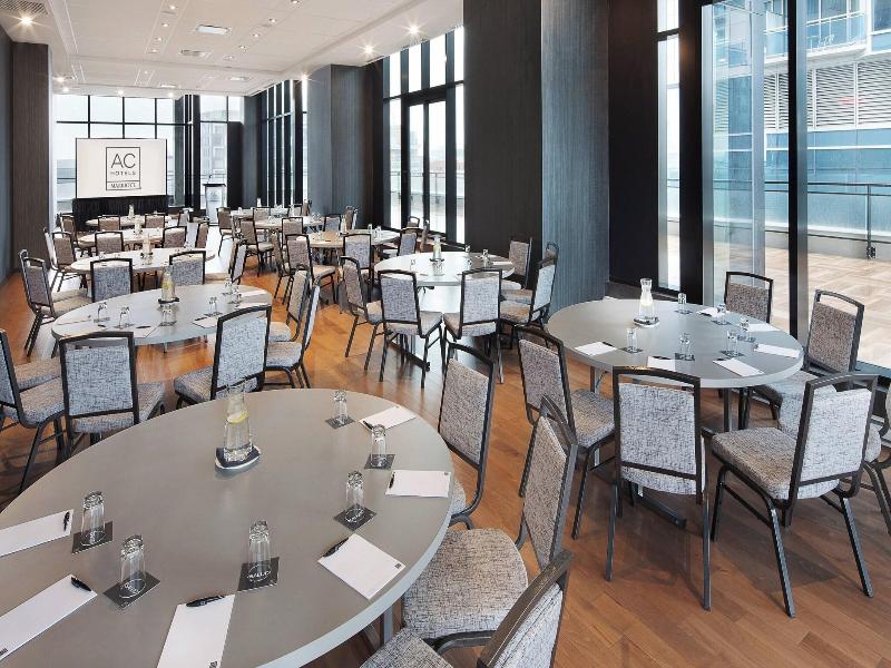 Ac Hotels By Marriott Montreal Downtown image