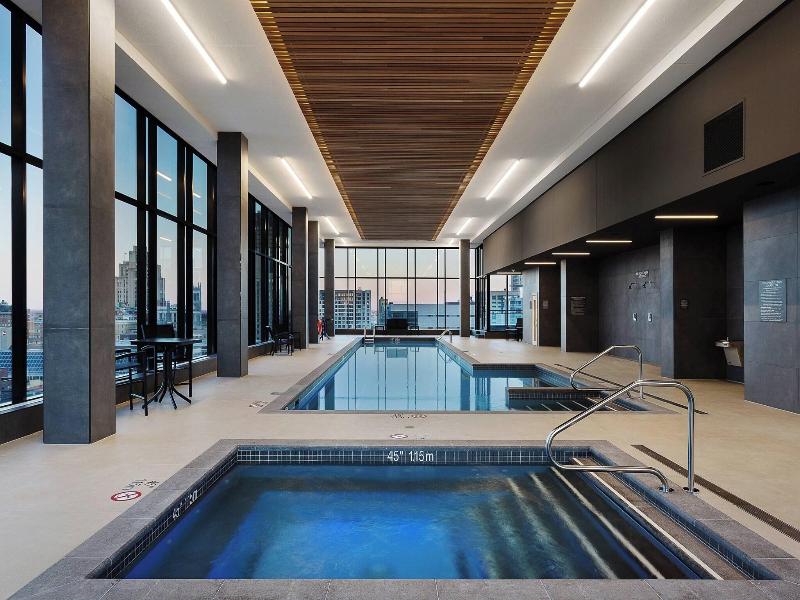 Ac Hotels By Marriott Montreal Downtown image