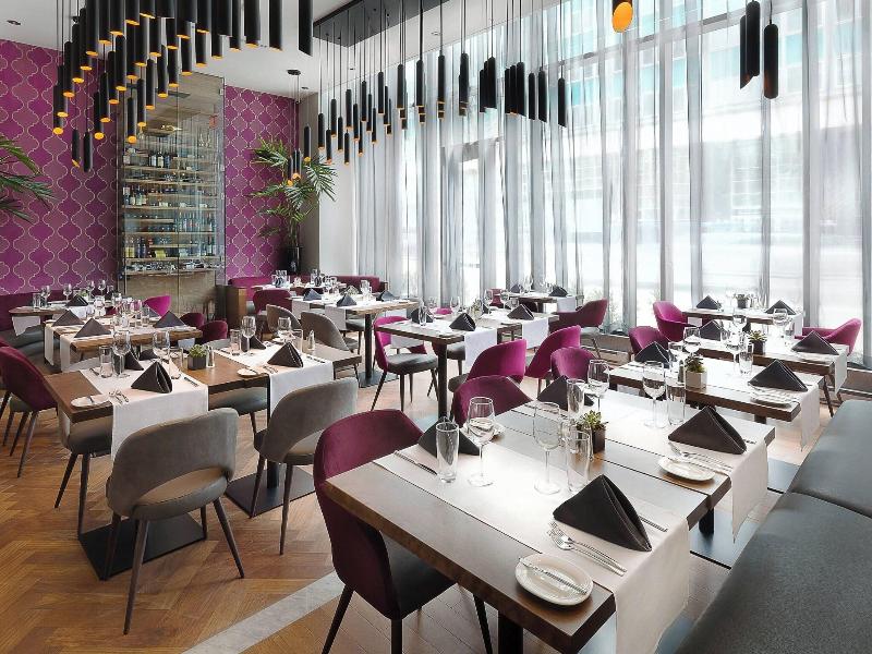 Ac Hotels By Marriott Montreal Downtown image