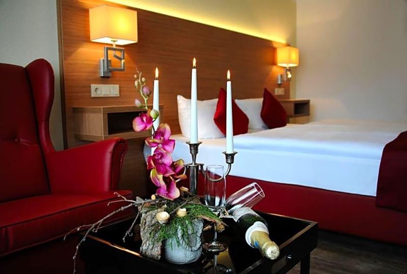 Parkhotel-Forsthaus  Dresden image