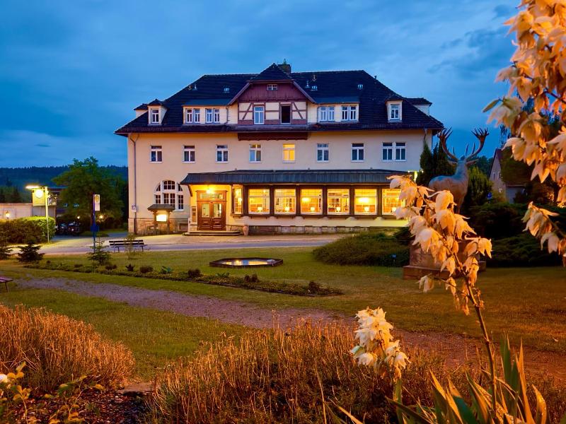 Parkhotel-Forsthaus  Dresden image