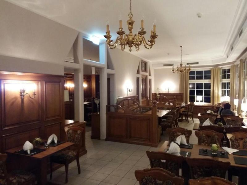 Parkhotel-Forsthaus  Dresden image