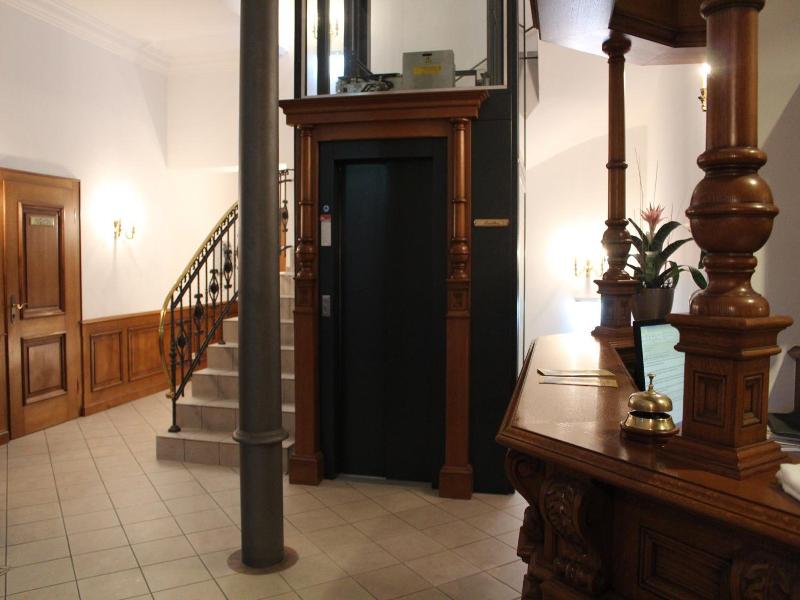 Parkhotel-Forsthaus  Dresden image