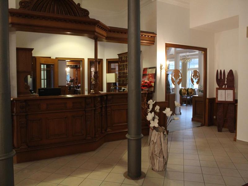 Parkhotel-Forsthaus  Dresden image