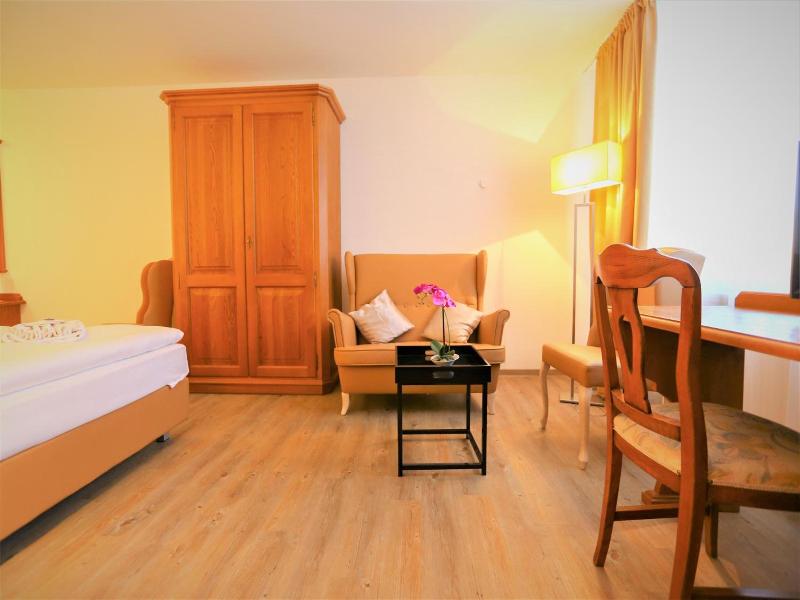 Parkhotel-Forsthaus  Dresden image