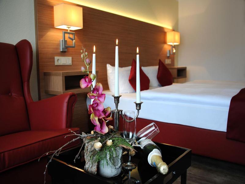 Parkhotel-Forsthaus  Dresden image