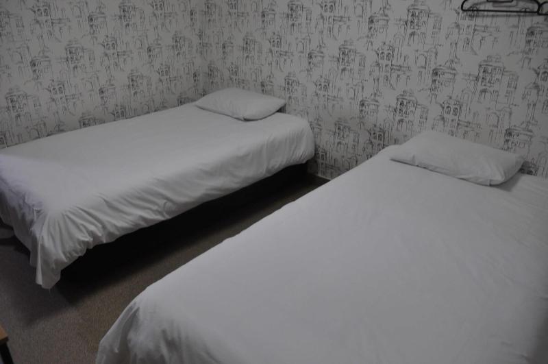 New Manhattan Hotel image