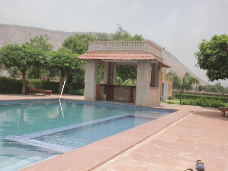 Sariska Tiger Camp Resort