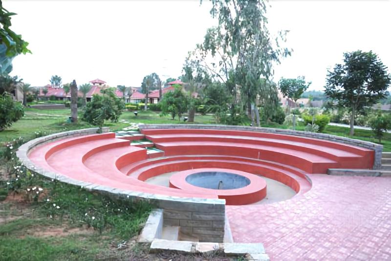 Golden Amoon Resort