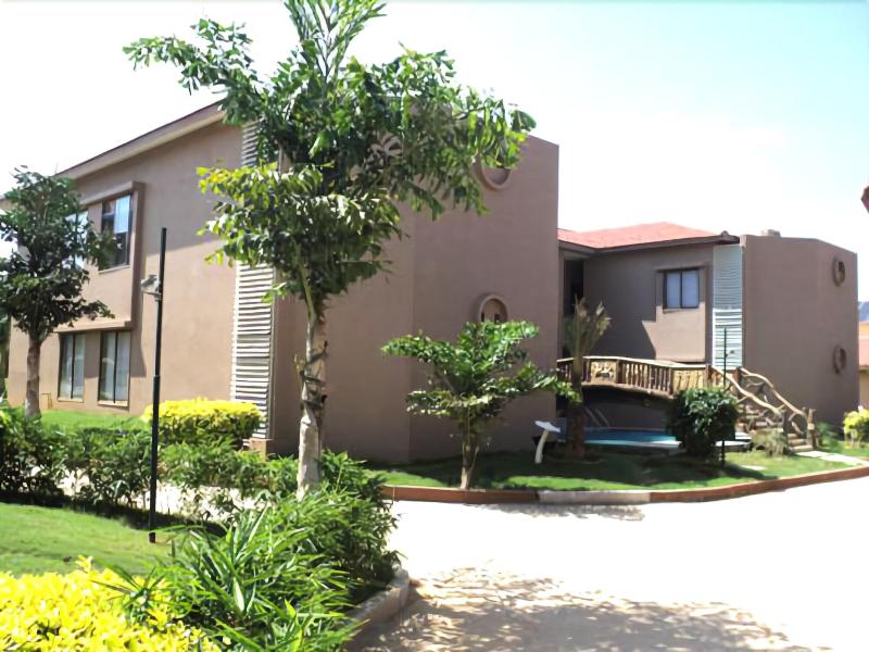 Golden Amoon Resort