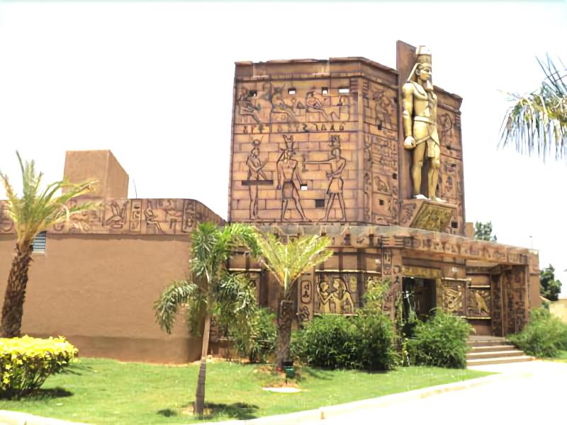 Golden Amoon Resort