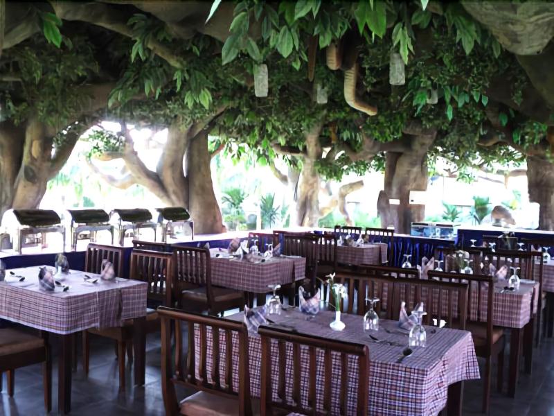 Golden Amoon Resort