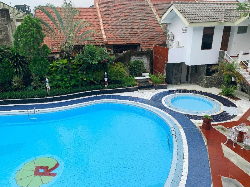 Hotel Ririn image