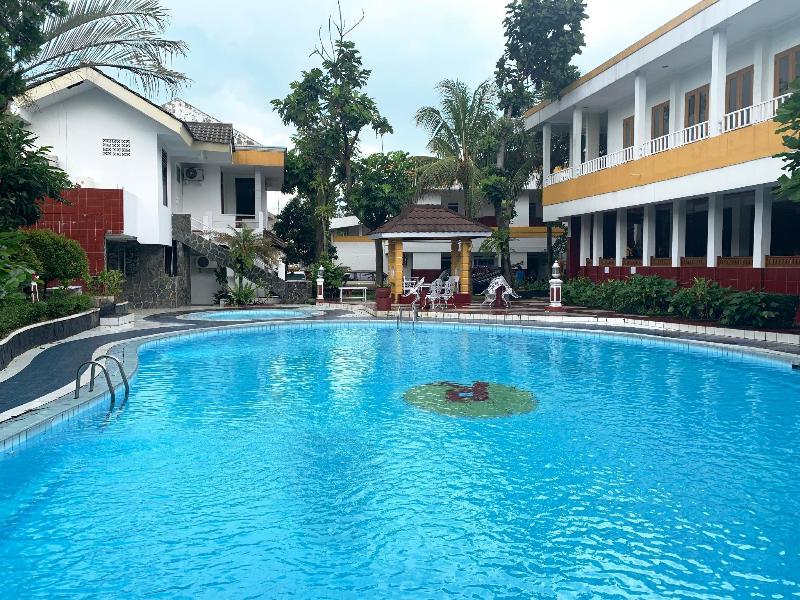 Hotel Ririn image