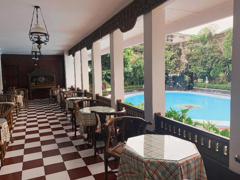 Hotel Ririn image