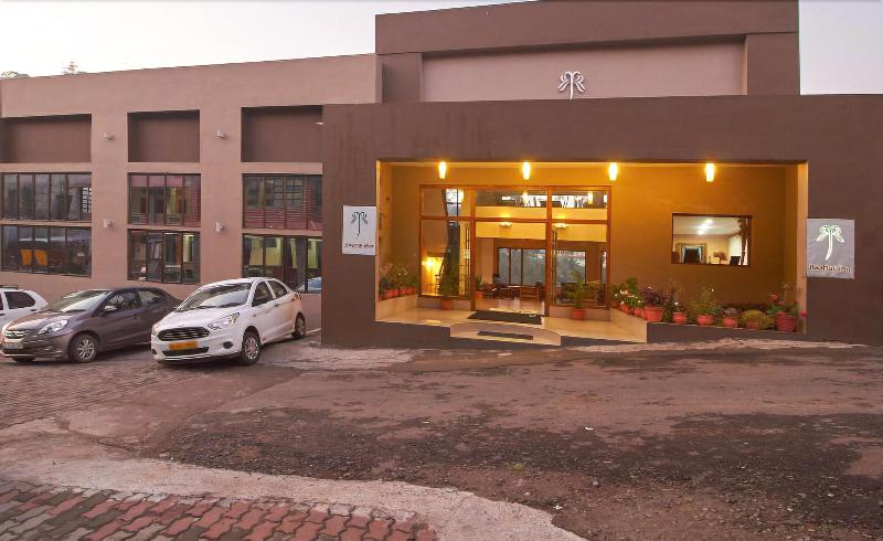 Raahat Inn