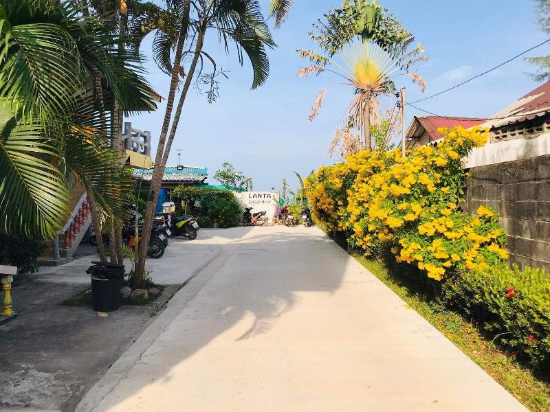 Lanta Garden Home image