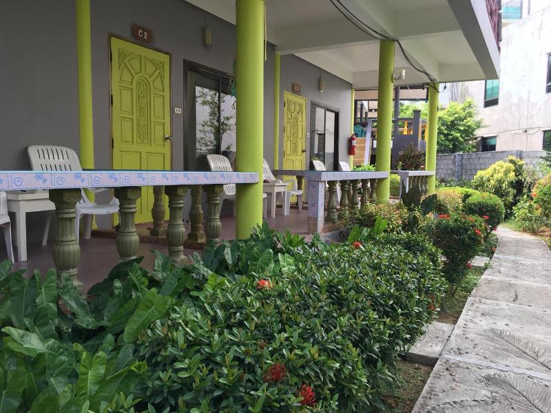 Lanta Garden Home image