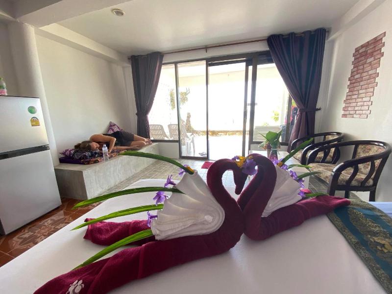 Lanta Garden Home image