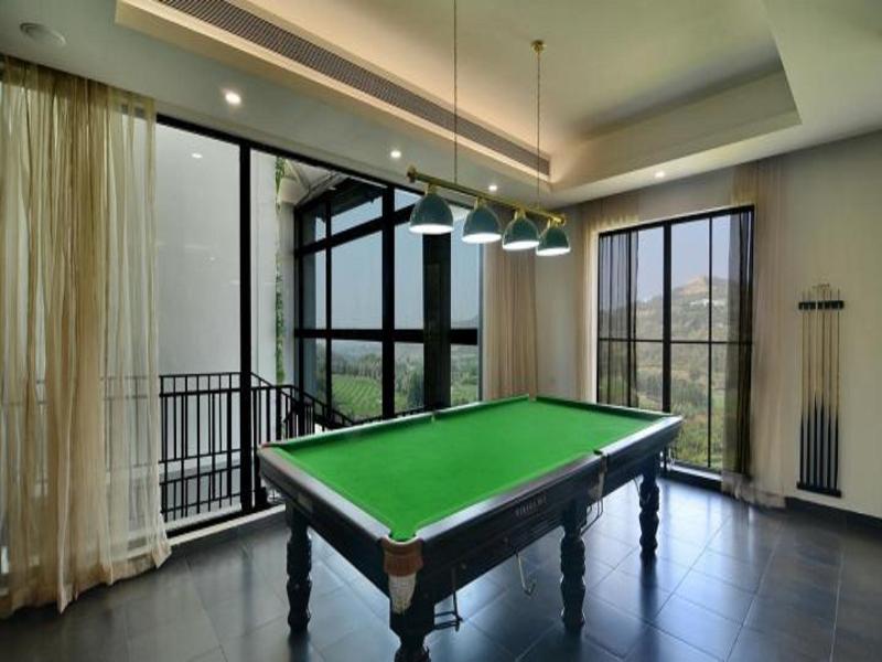 Oxford Golf Resort image