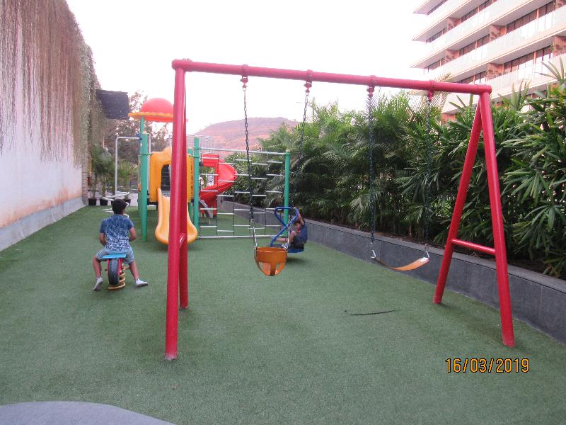 Oxford Golf Resort image