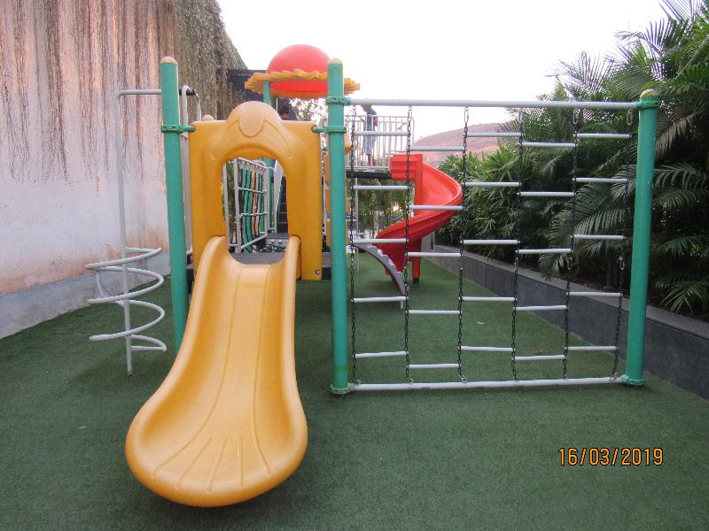 Oxford Golf Resort image