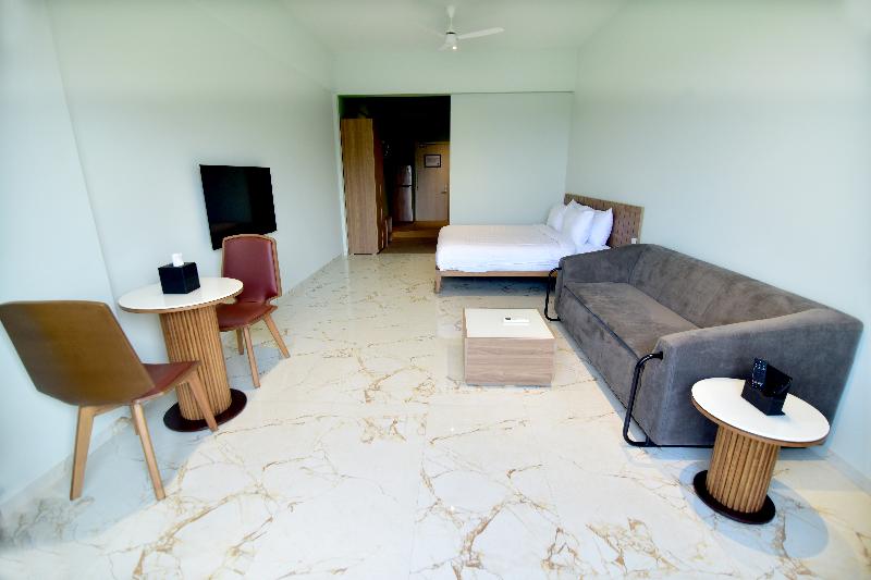 Oxford Golf Resort image