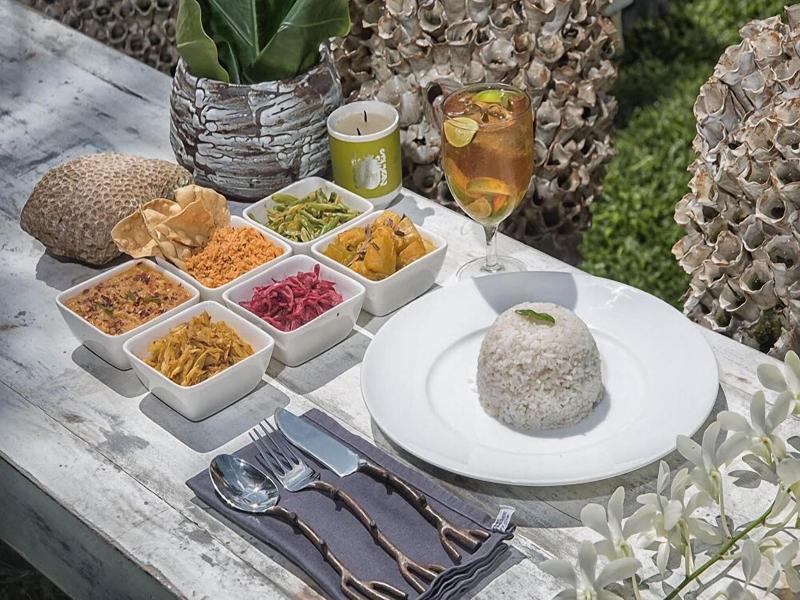 W15 Escape image