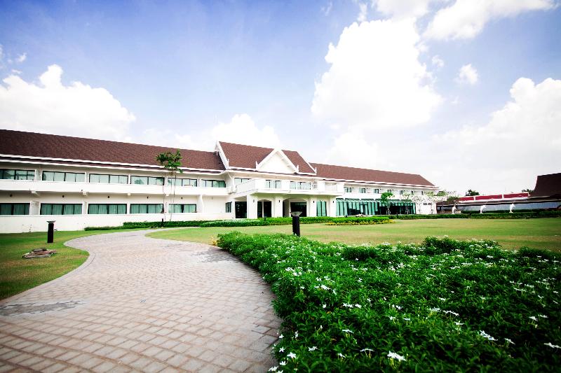 Bangsaen Heritage Hotel