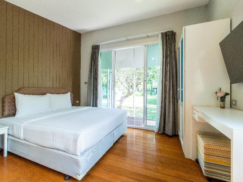 Bangsaen Heritage Hotel image