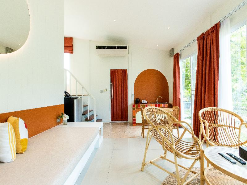 Bangsaen Heritage Hotel image