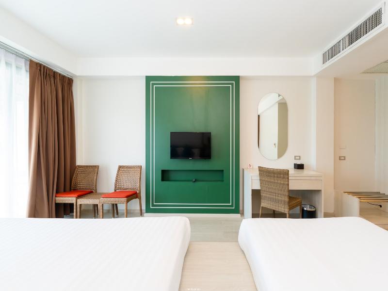 Bangsaen Heritage Hotel image
