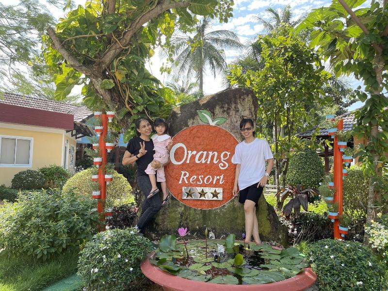 Orange Resort