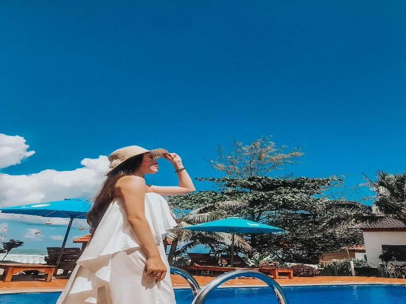 Orange Resort