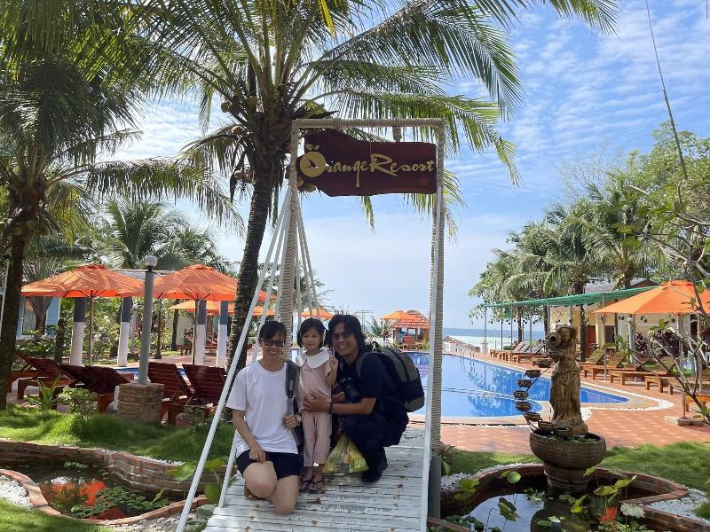 Orange Resort