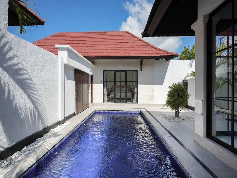 Blue Marlin Villas Legian image