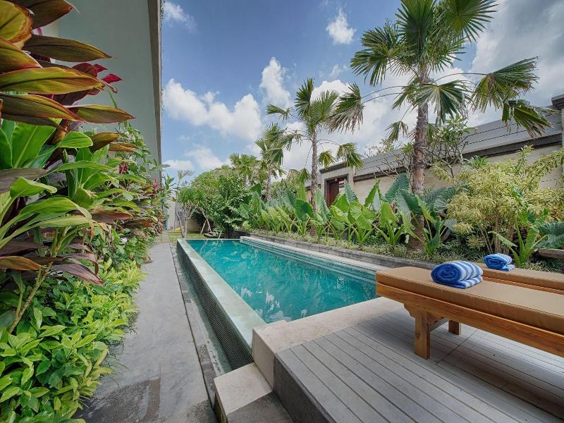 Puri Canggu Villas And Rooms image