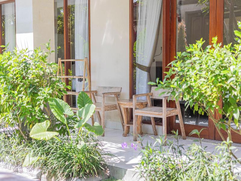 Puri Canggu Villas And Rooms image